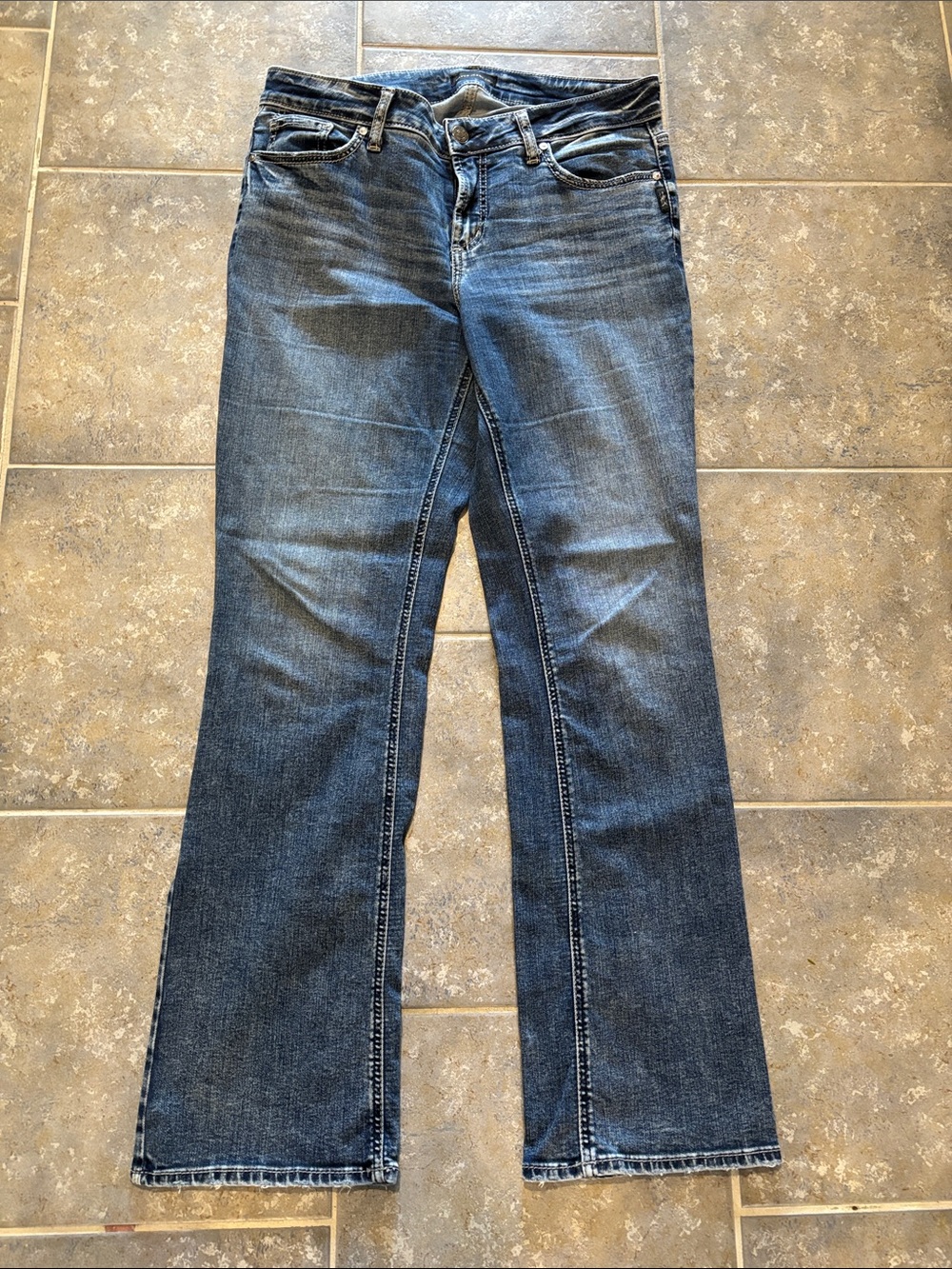 Silver Jeans Co. Elyse Slim Boot Jeans